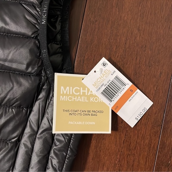 Michael Kors puffer quilted black vest jacket - Picture 6 of 10